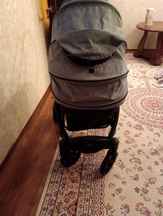 Коляска Tomix, в отл состоянии