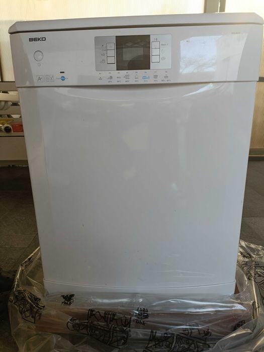 Mașina spălat vase Beko A+