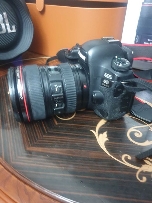 Продам Кенон 6Д марк2 боди пробег 40000кадр