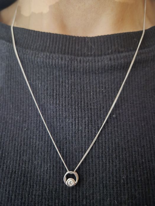 Женская подвеска