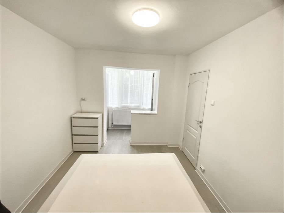 Inchiriez apartament 2 camere semidecomandat Iulius Town ,Dacia, Torontal