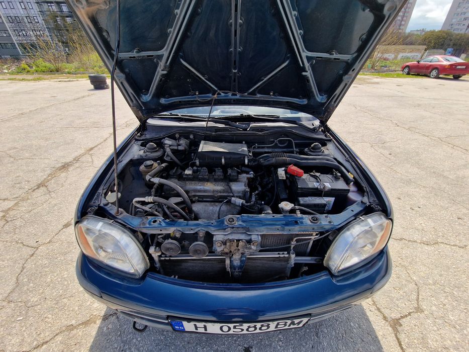 Nissan Micra 1.0 60 k.c Газ инжекцион икономична