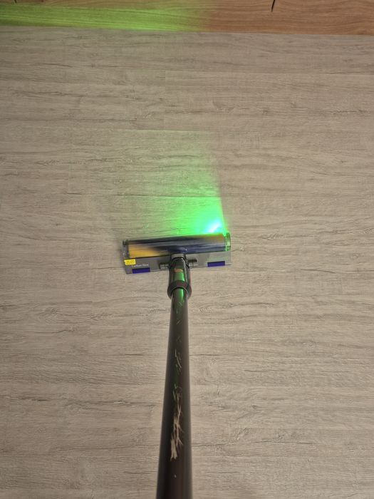 Dyson V12 Slim Detect - stare foarte buna, functionare impecabila