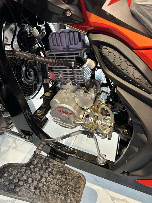 Muravey Xunjie 250 куб. 2Т. Motoroller, Муравей, Мотороллер.