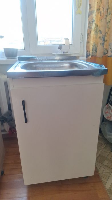Мойка для кухни срочно продам