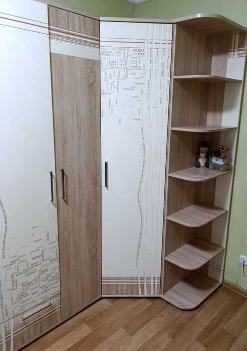 Продается подростковый спальный гарнитур