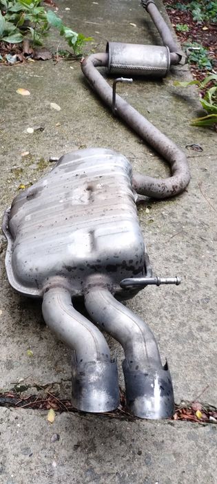 Vând eșapament complet AUDI A4 diesel 2000