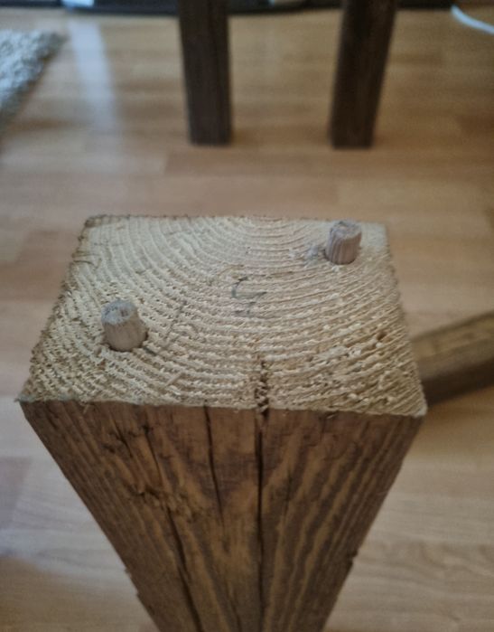 Masă rustică din lemn vechi, realizată artizanal 119,5 x 55x57 cm