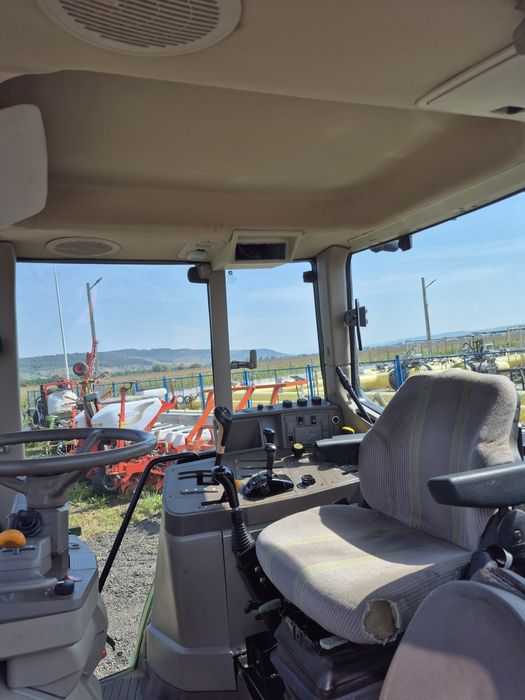 John deere 6330 cu încărcător