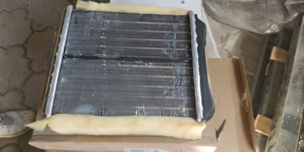 Радиатор печки BEHR Mercedes w124