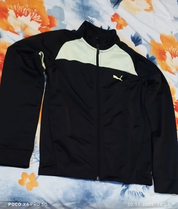 Vând bluza trening Puma copii 11-12 ani