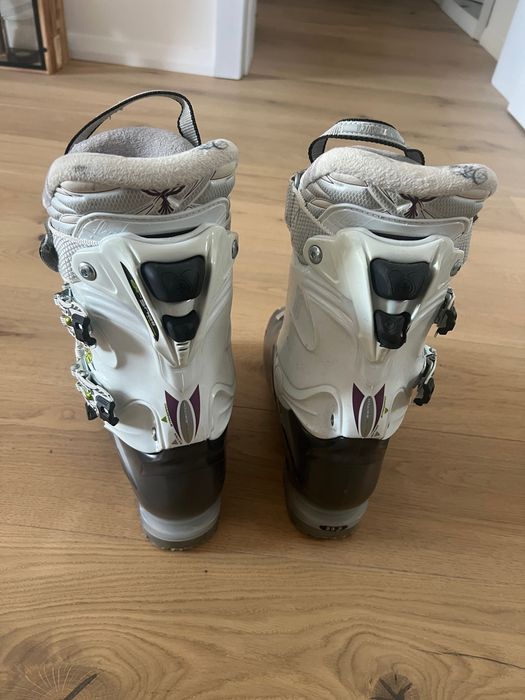 Ски обувки марка Tecnica