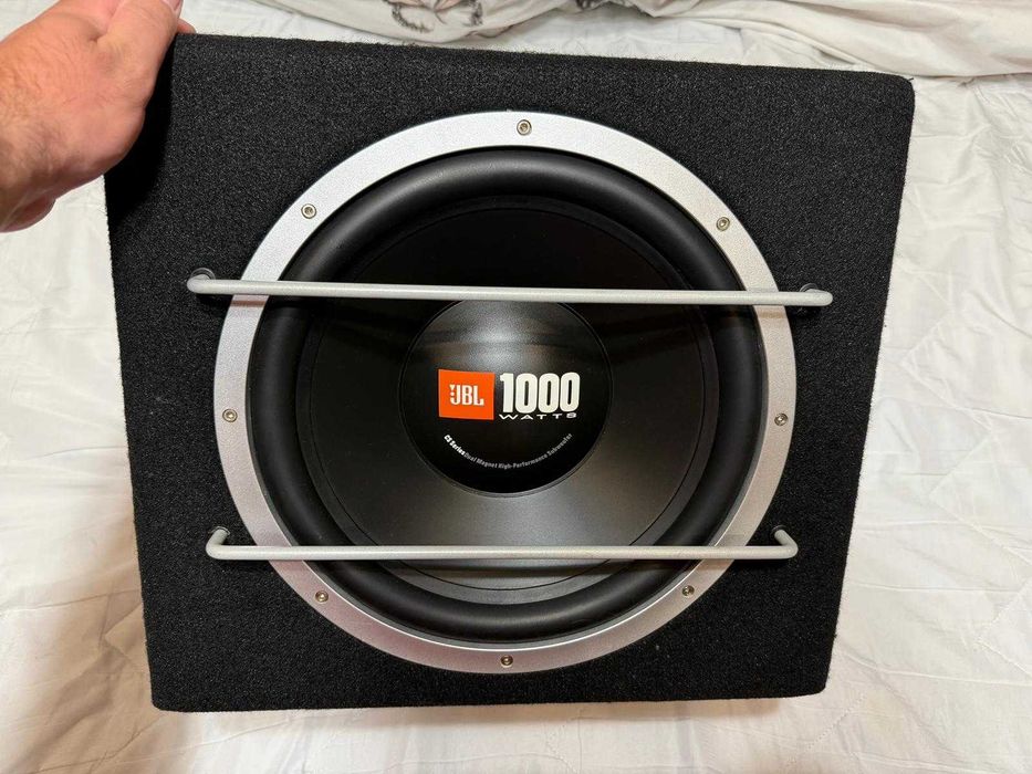 Pachet Subwoofer Bass JBL CS 1204B + Amplificator JBL GX-A3001
