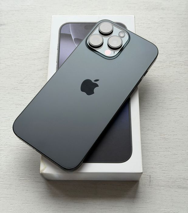 iPhone 16 Pro Max 256 Gb Black Titanium