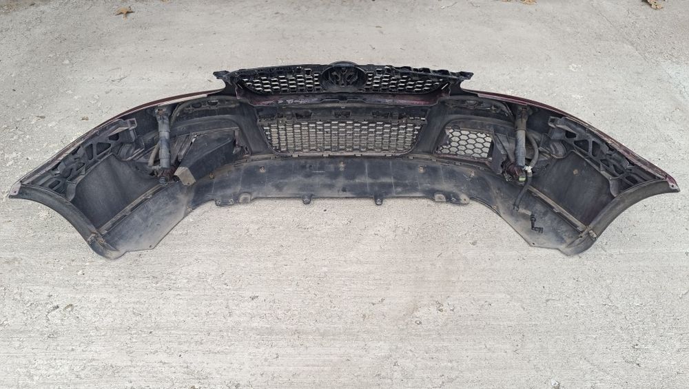 • 100% ОРИГИНАЛНА Предна GTI броня за Голф 5, джета, пасат и др. bronq