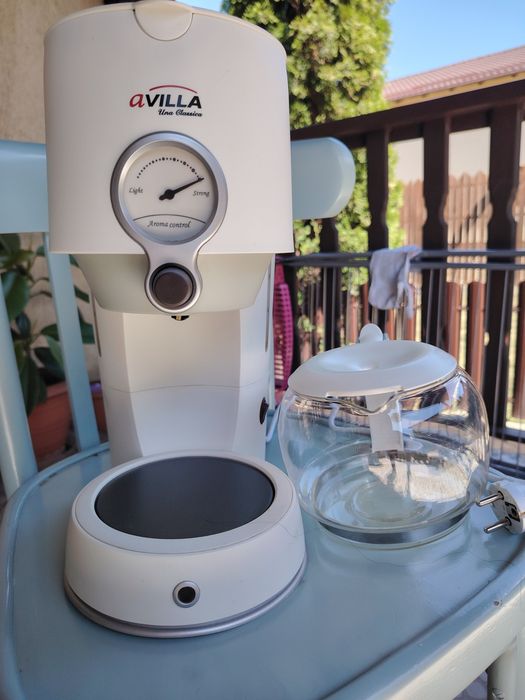 Cafetieră Avilla 0208 (capacitate 1.5L, 1080W)