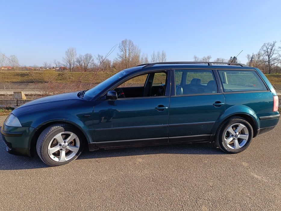 Vând volkswagen passat b5