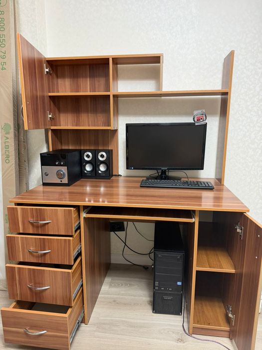 Письменный стол для ученика