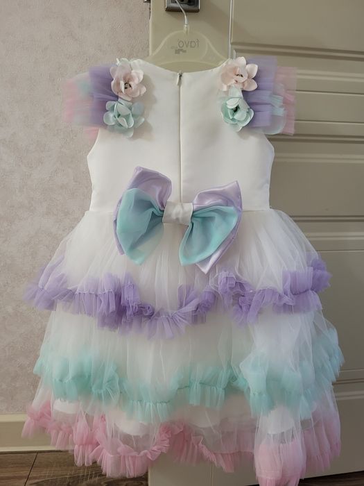 Продается нарядное платье