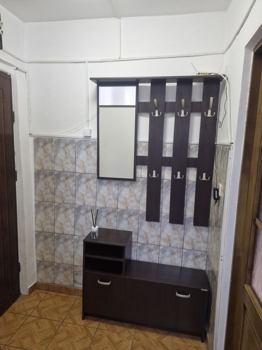 Apartament de închiriat 2 camere zona plantelor!!