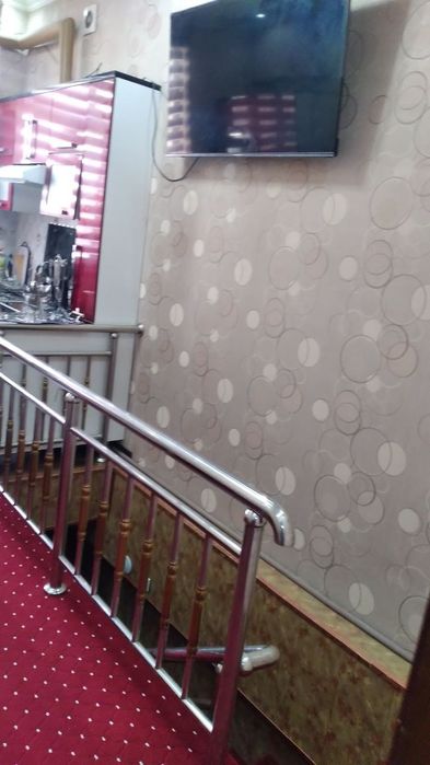 Qarshi shahar markazida 2 xonali uy