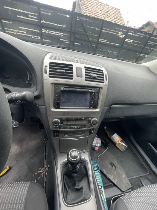 Toyota Avensis T27 2.0 бензин на части