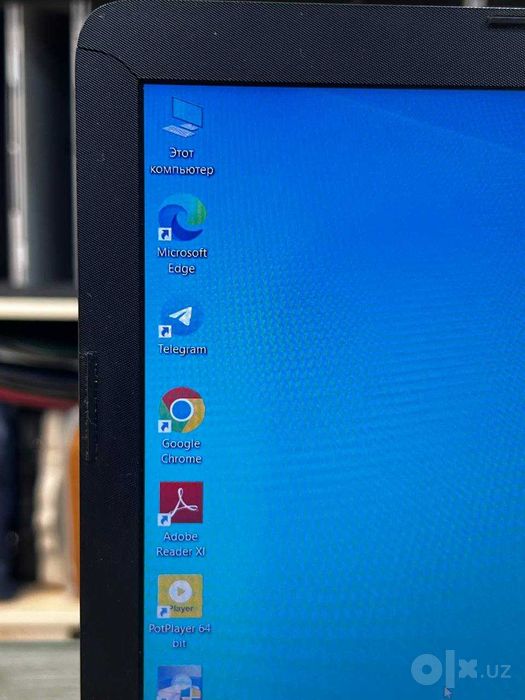 HP Laptop Amd Ryzen 5 3500U DDR4 8GB SSD 120GB + 500GB HDD 15'6 FHD