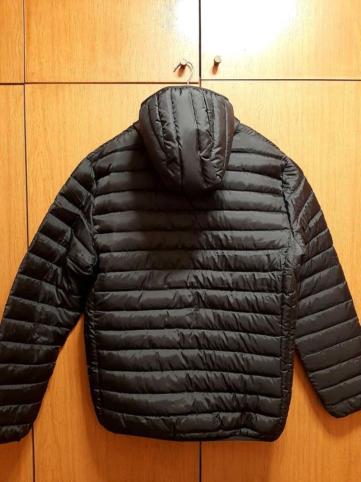 Яке с качулка на Милан