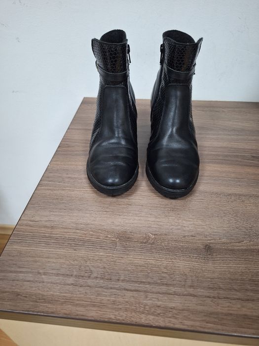 Дамски боти от естествена кожа