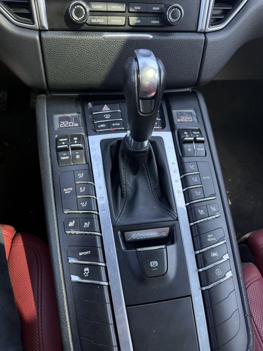 Porsche Macan 2.0 tfsi