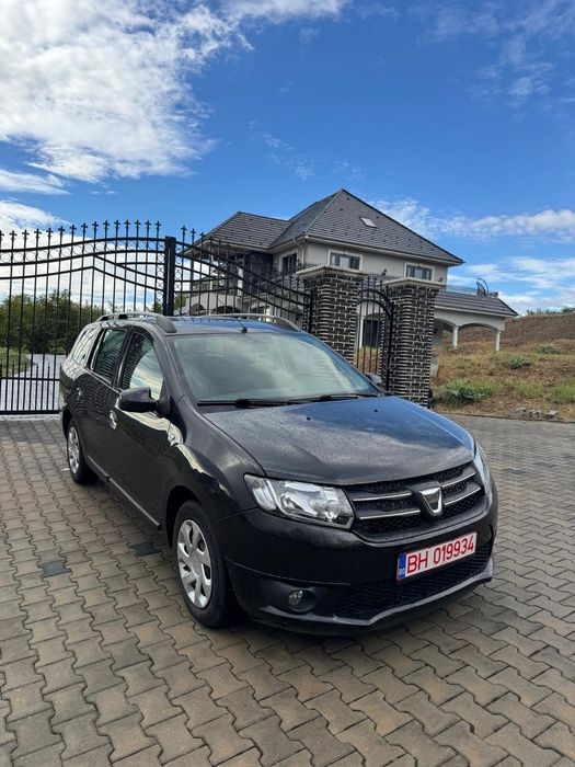Vând Dacia Logan  MCV
