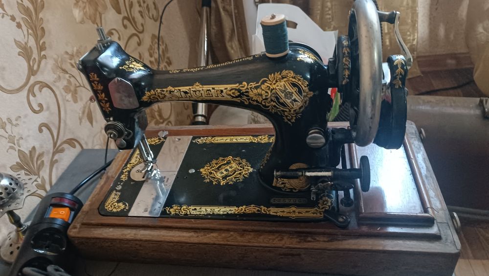 Продам швейный машинка Singlr