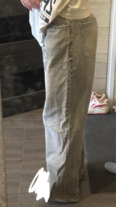 Джинсы    bershka