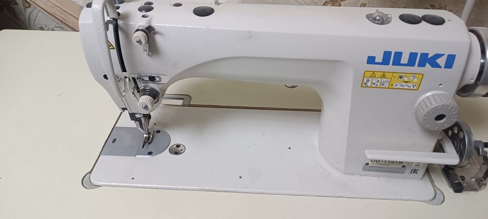 Швейная машина juki