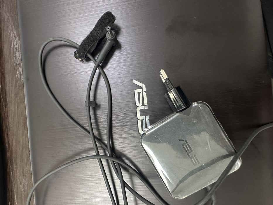 Продам ноубук ASUS X540L