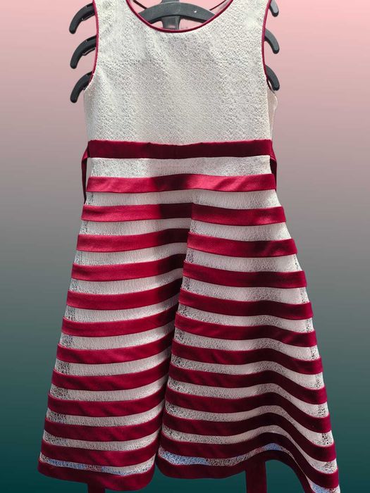 Нарядное платье для девочки