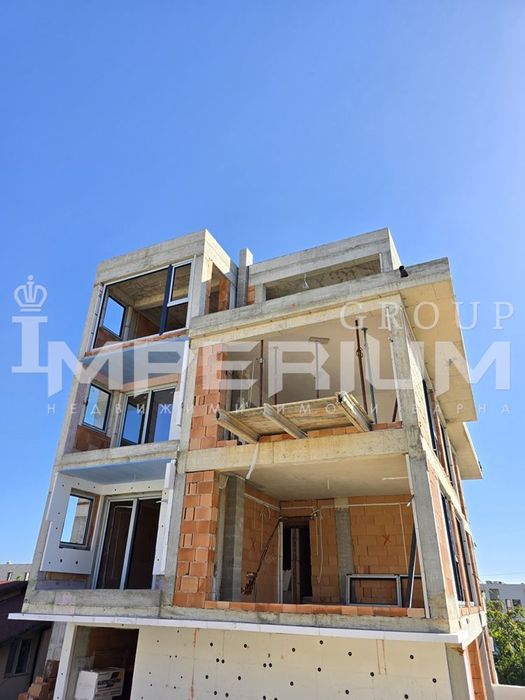 Продава се Двустаен апартамент в Варна, Бриз - 66 кв.м за 1696 €/кв.м - Снимка #7