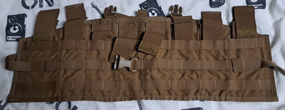 Vand surplus militar