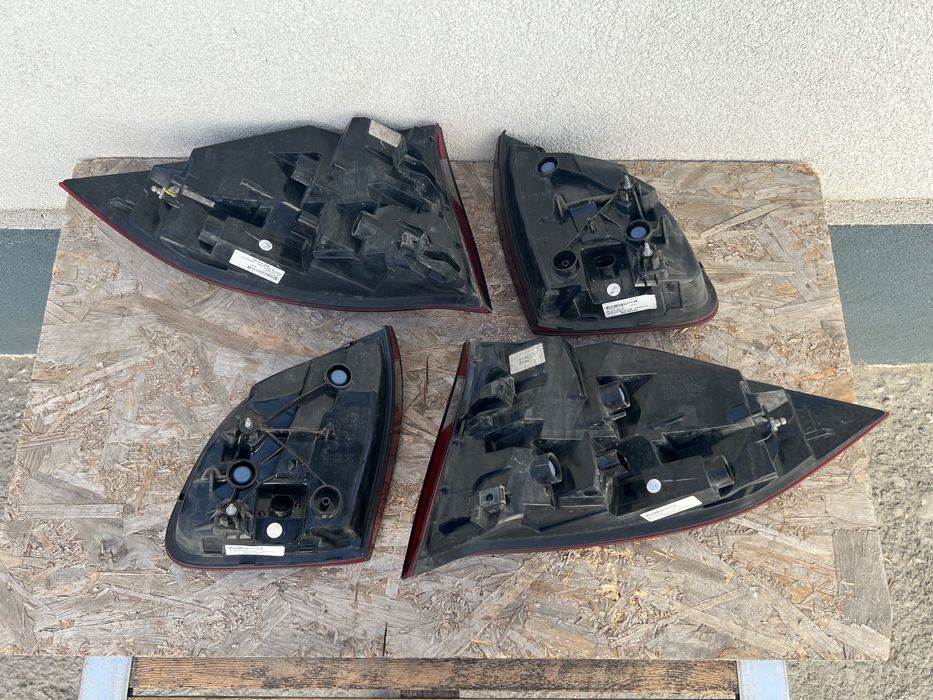 stop lampa tripla dreapta Porsche Cayenne 7P 2011-2014