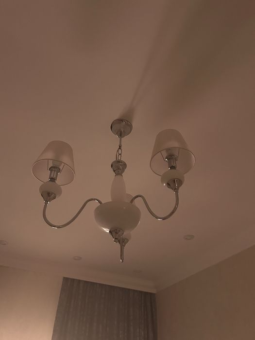 Люстралар сатылады