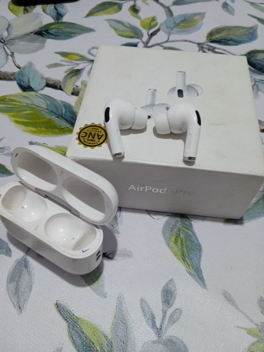 AirPods Pro продам срочно