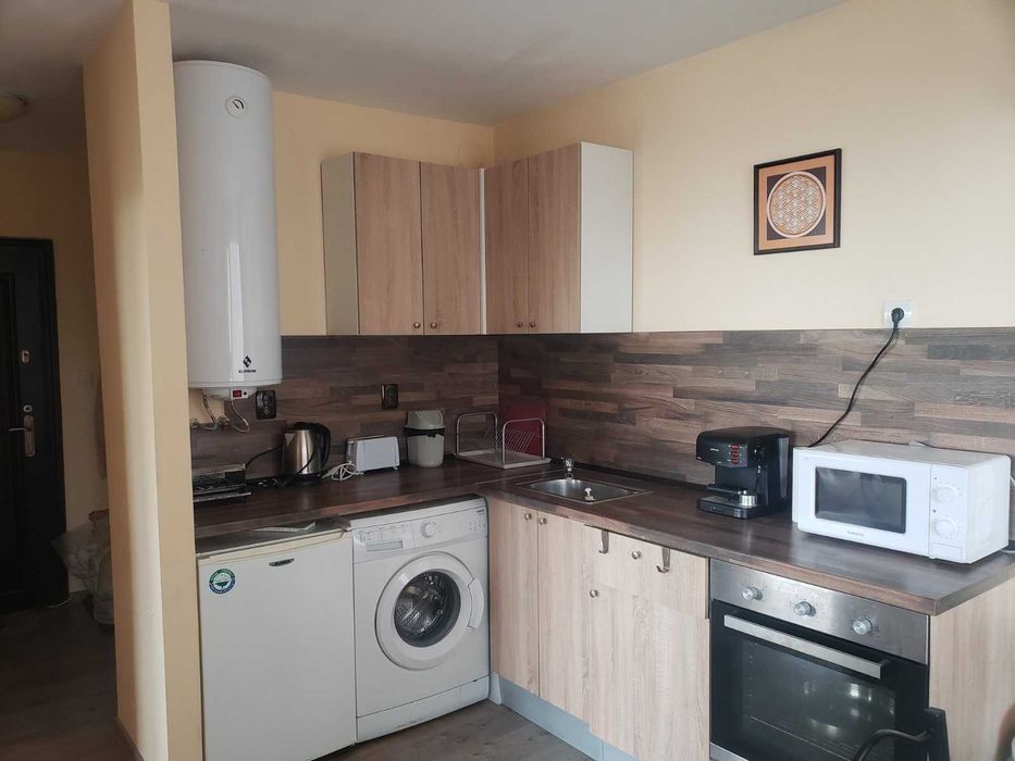 Дава се под наем Двустаен апартамент в Варна, ЖП Гара - 70 кв.м за 459 € - Снимка #5