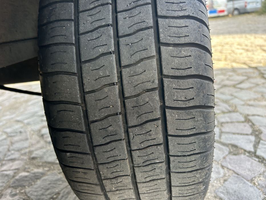 Remorca solide 2T de olanda