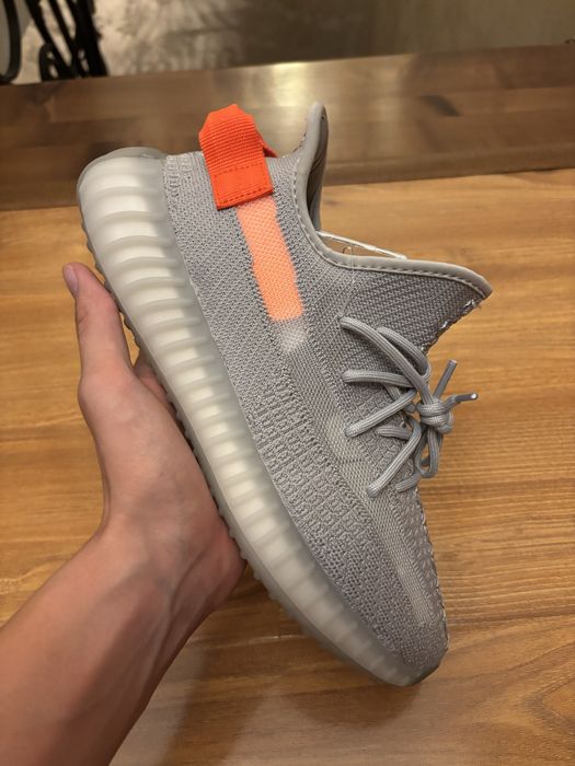 Yeezy 350 Tail Light