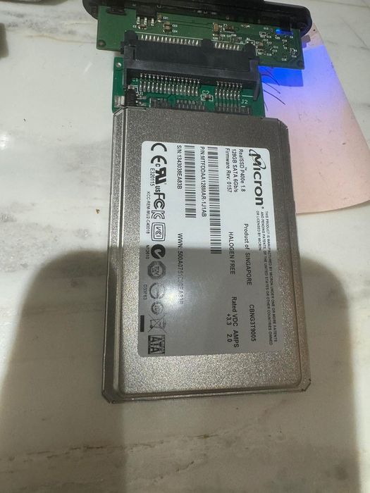 Продавам micron ssd 1.8 Micro SATA 128 gb (MLC)