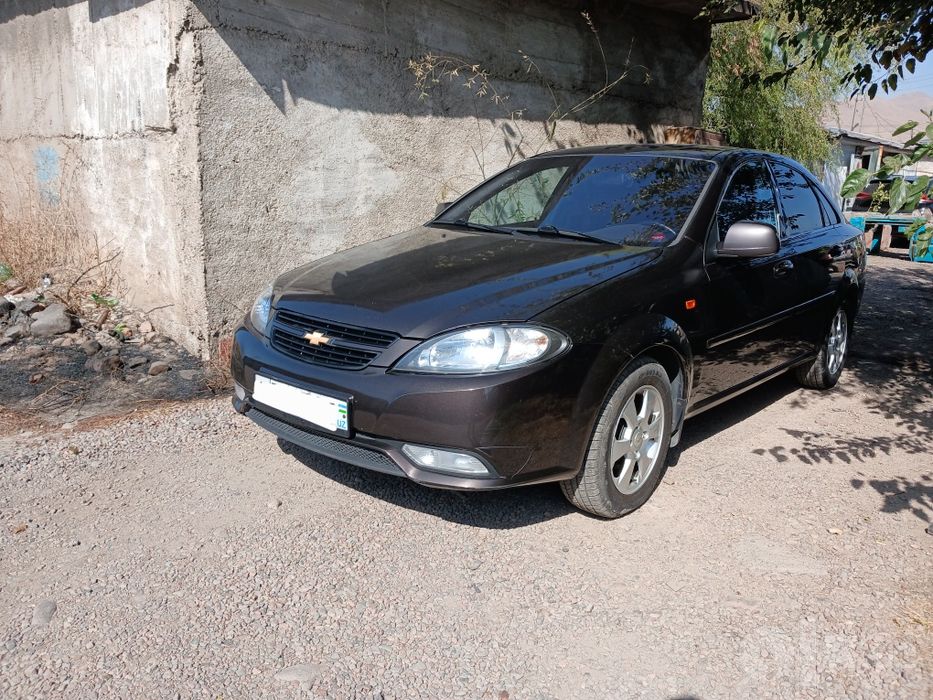 Chevrolet Gentra sotiladi.