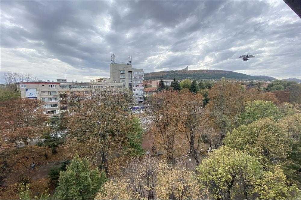 Продава се Тристаен апартамент в Шумен, Пазара - 77 кв.м за 1822 €/кв.м - Снимка #14