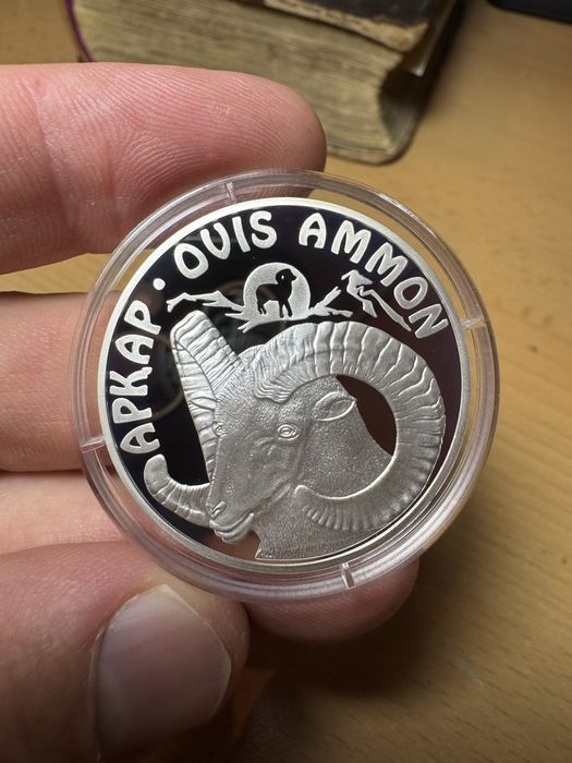 Продам серебряную монету Аркар(Архар)