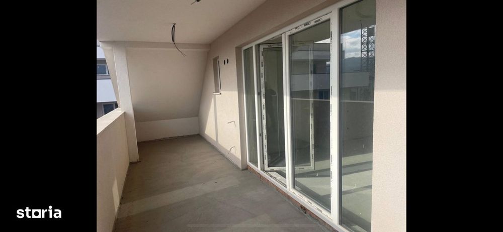 Apartament 3 Camere 78 Mp Zona Cetatii Floresti Parcare
