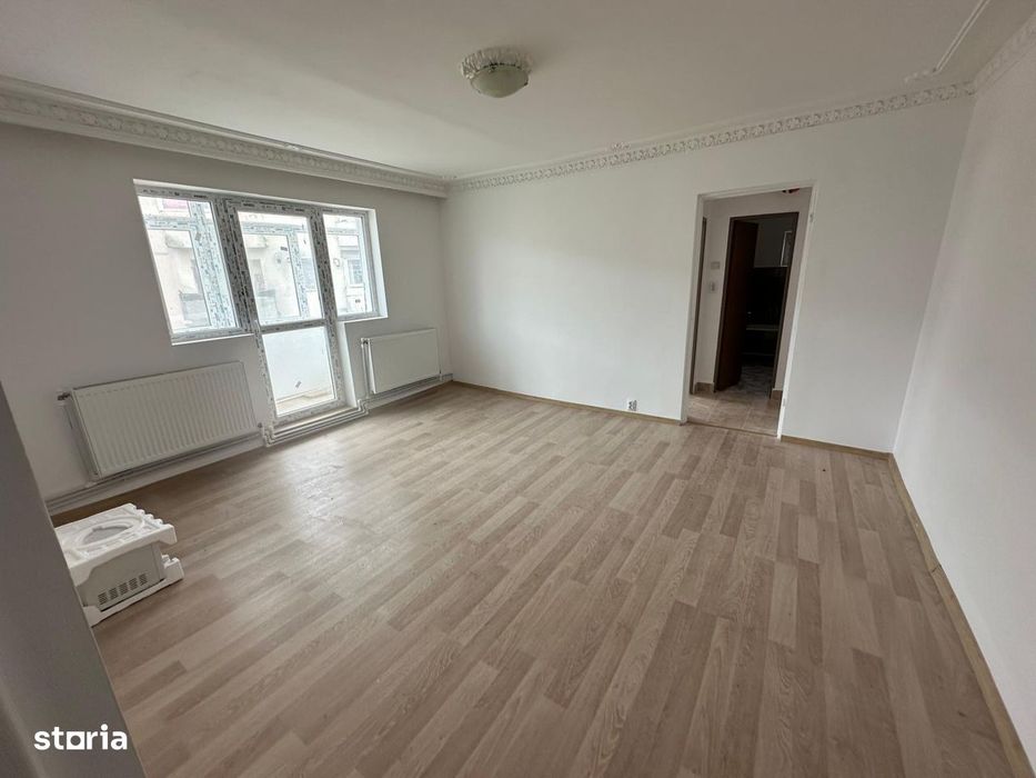 Apartament 2 camere, M11 , iC Bratianu, balcon și bucătărie separată — fotografia 1
